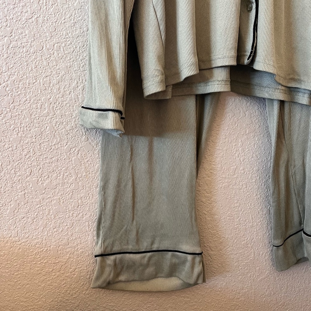 Philosophy Ribbed Pajama Long Sleeve and Pants - Picture 3 of 10